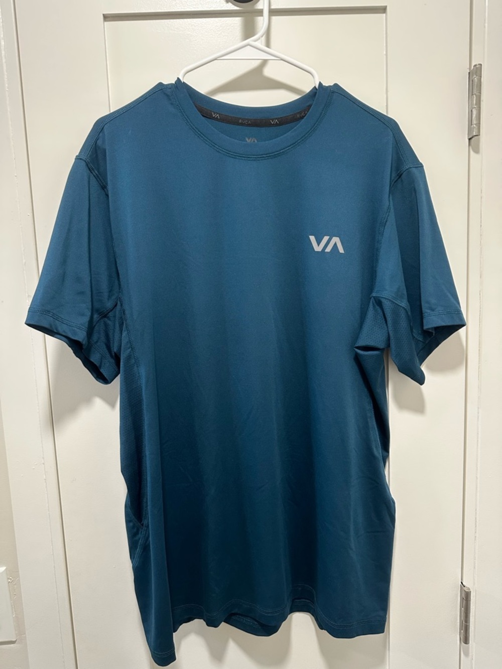 RVCA Short Sleeve Tech Tee in Teal Blue